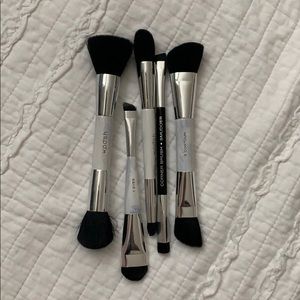 woosh makeup brushes